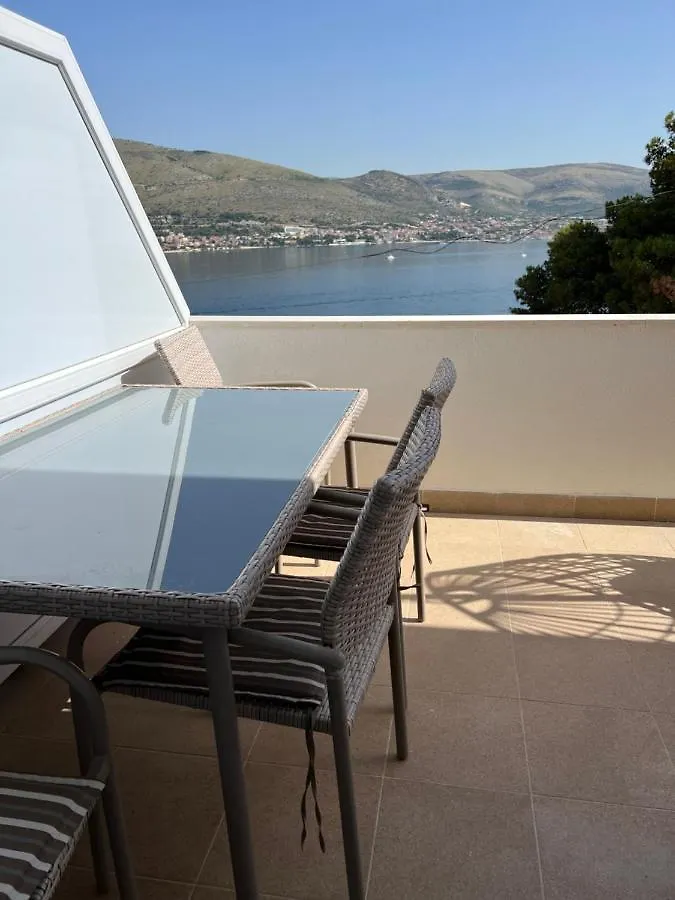 Apartment Julija Donji Okrug   Donji Okrug (Ciovo)